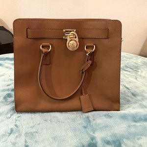 Michael Kors Tan Purse bag